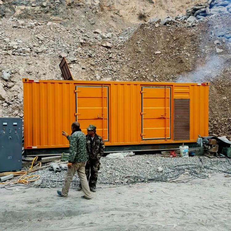 石屏如何选择适合自己的 800KW 柴油发电机组？