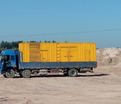 石屏发电机出租如何判断柴油发电机冷却液是否需要更换？