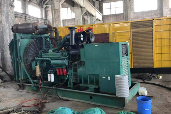 石屏发电机组的空气滤清器应该如何保养？