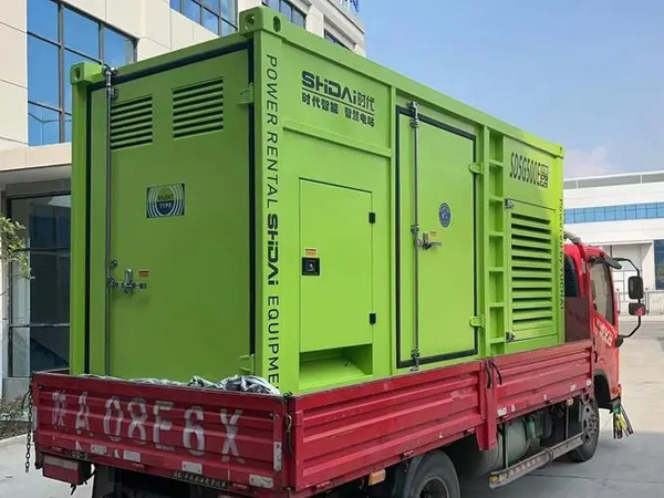 石屏更换水冷式机油散热器的密封件时，如何选择合适的密封胶？