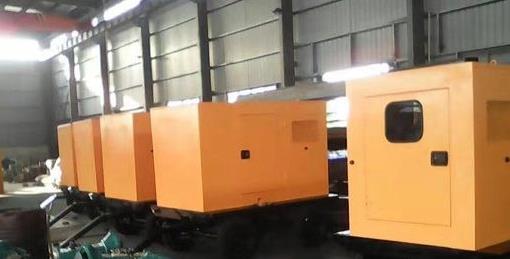 石屏柴油发电机组冬季启动后需要进行哪些检查和操作？